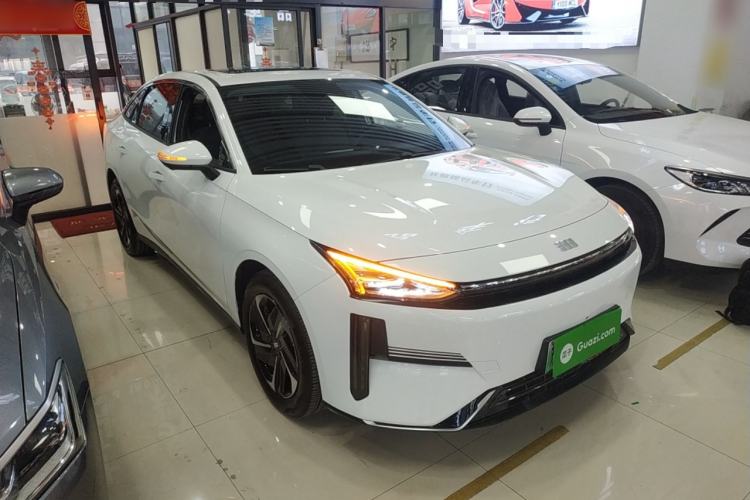 Used  L6 2024 125km PLUS Dragon Edition
