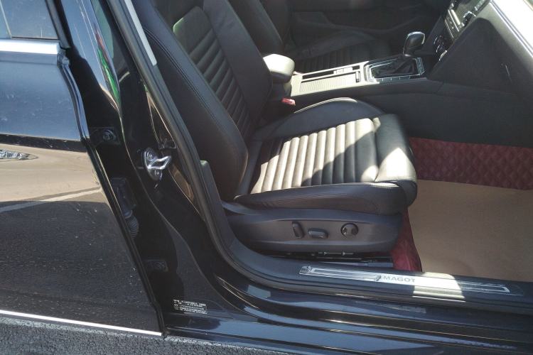 Used Volkswagen Magotan 2018 280TSI DSG Leading Model