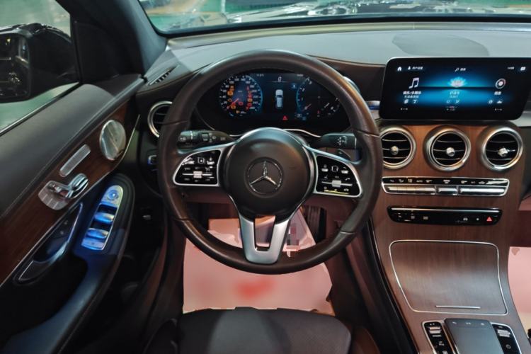 Used Mercedes-Benz GLC 2021 GLC 300 L 4MATIC Dynamic Model
