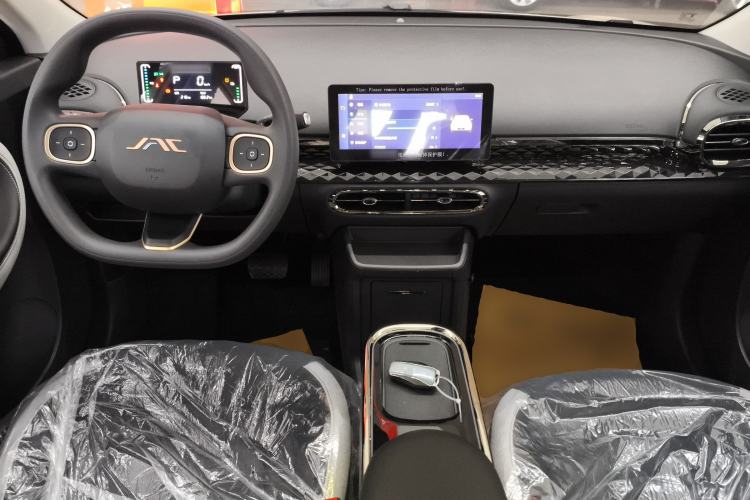 Used  3 2025 330km Freedom Edition