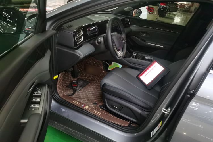 Used BYD Qin L 2024 DM-i 80KM Beyond Model
