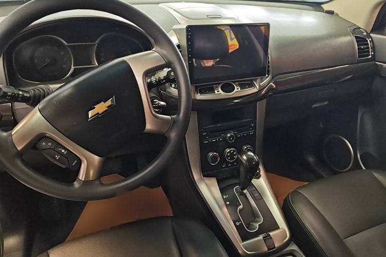 Used Chevrolet Captiva 2015 2.4L Two-Wheel Drive Urban Version 7 Seats
