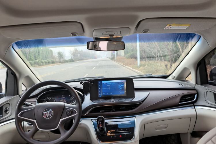 Used Buick GL8 2021 Land Cruiser Executive Class 652T Comfort Model
