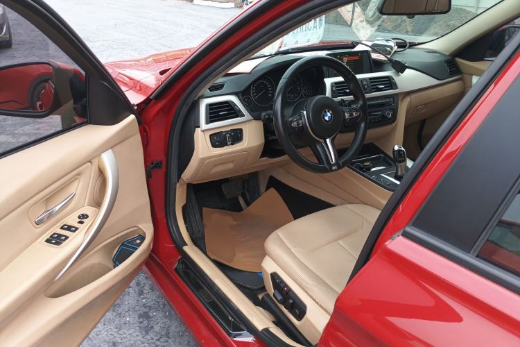 Used BMW 3 Series 2015 320i Luxury Line Stylish Edition
