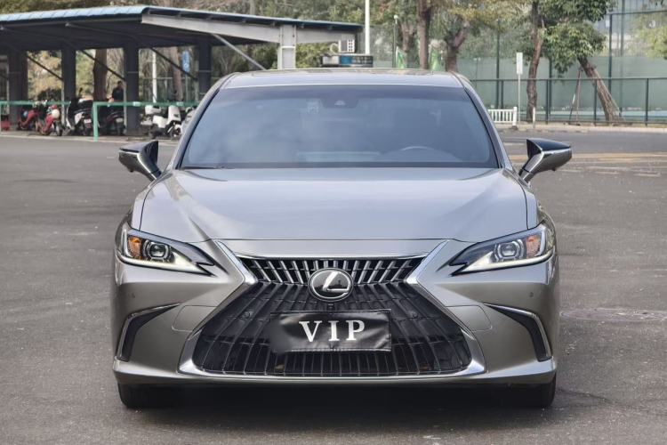 Used Lexus ES 2022 200 Excellence Edition
