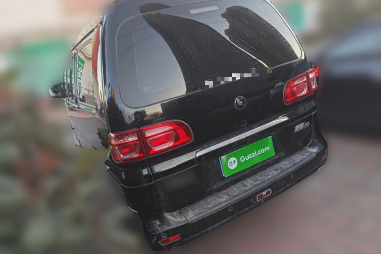 Used FORTHING Lingzhi 2023 M5L 1.6L Base Model 7 Seats