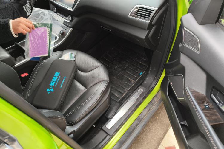 Used Land X7 2015 2.0T Panoramic Prestige Edition
