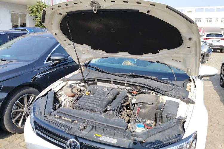 Used Volkswagen Lamando 2015 280TSI DSG Comfort Edition
