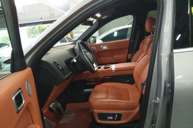 Used Li Auto L8 2023 Pro Model
