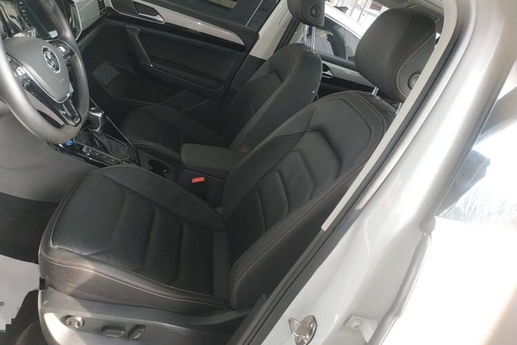 Used Volkswagen Tayron 2020 330TSI Two-Wheel Drive Luxury Smart Connectivity Version