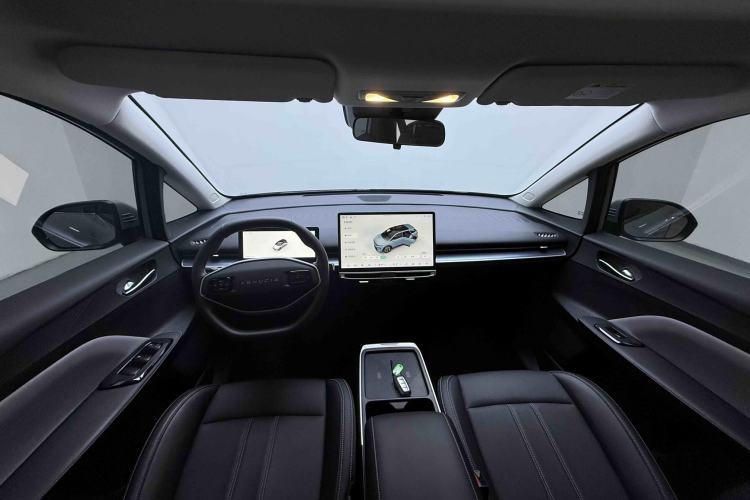 Used Venucia VX6 2024 520 Travel Edition
