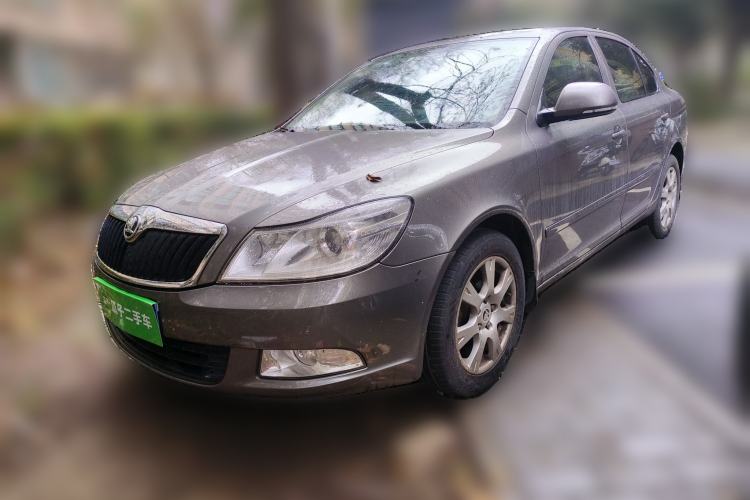 Used Skoda Octavia 2015 Classic Model 1.6L Manual Yijie Edition