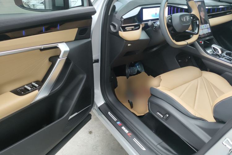 Used Geely Auto FX11 2023 1.5TD DCT Prestige Edition
