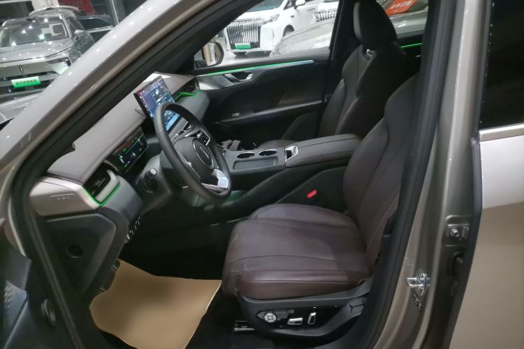 Used Wey Mocha New Energy 2024 Hi4 Four-Wheel Drive Long-Range Version
