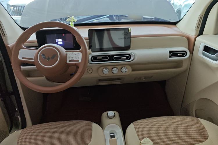 Used Wuling Hongguang MINIEV 2024 3rd Generation 215km Advanced Version