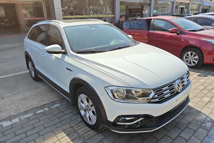 Used Volkswagen C-TREK 2017 1.6L Automatic Comfort Model
