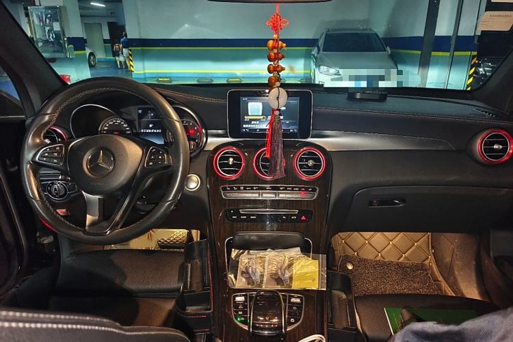 Used Mercedes-Benz GLC 2016 GLC 260 4MATIC Dynamic Edition
