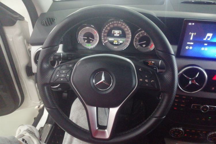 Used Mercedes-Benz GLK-Class 2014 GLK 260 4MATIC Dynamic Model