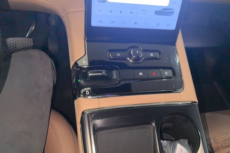 Used Nio ES8 2020 415 km Signature Edition 6-Seater Version
