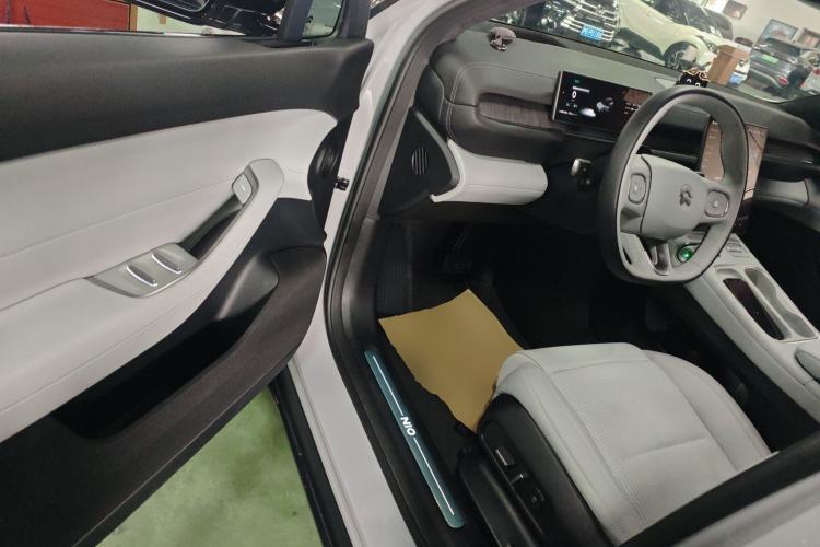 Used Nio ES6 2024 75 kWh
