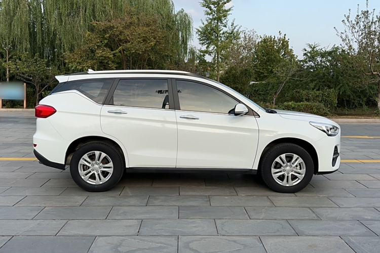 Used Haval M6 2019 1.5T Manual Two-Wheel Drive Elite Version China VI Standard
