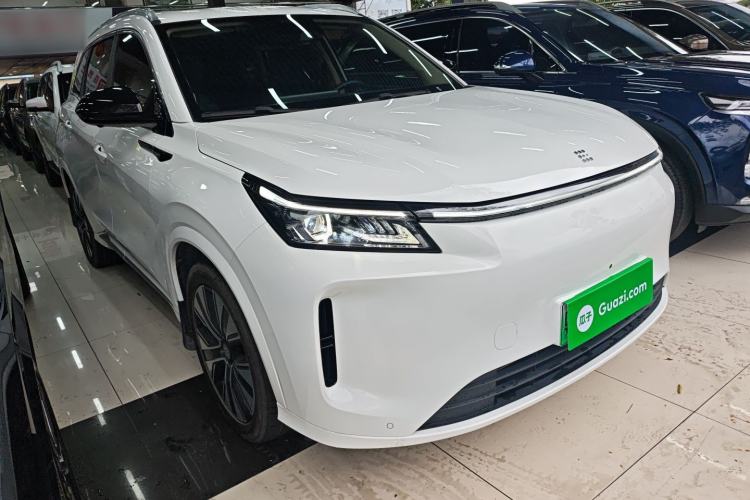 Used  E5 PLUS 2025 165 km Long-Range Version 7 Seats
