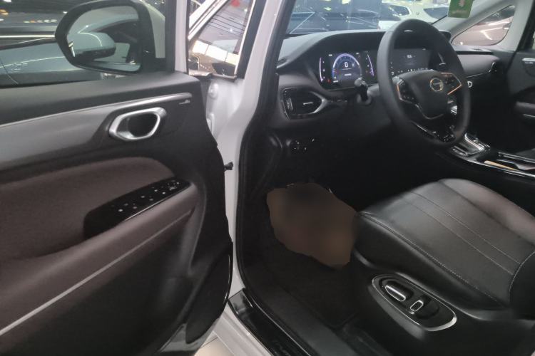 Used GAC Trumpchi M6 2023 PRO 270T DCT Luxury Edition
