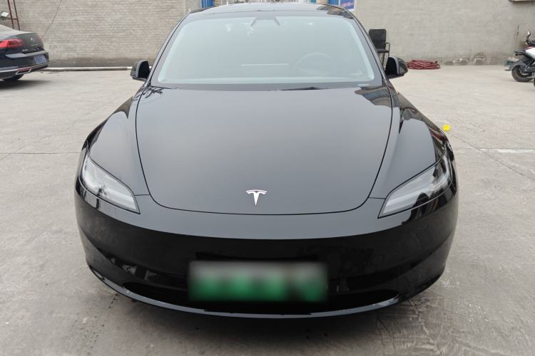 Used Tesla Model 3 2025 Rear-Wheel-Drive Version
