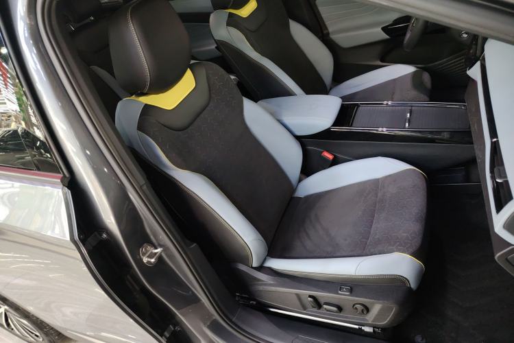 Used Volkswagen ID.4 X 2022 Smart Enjoyment Long-Range Edition
