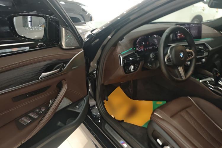 Used BMW 5 Series 2021 530Li Leading Model M Sport Package
