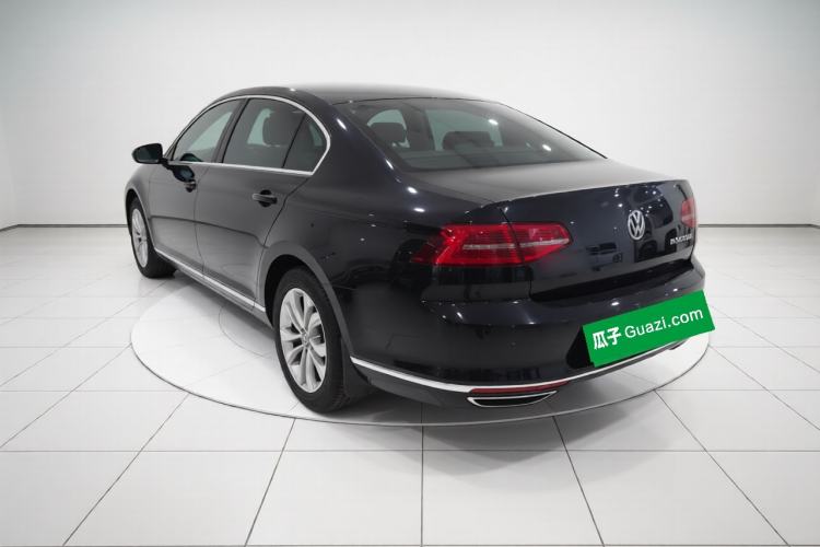 Used Volkswagen Magotan 2018 330TSI DSG Luxury Model
