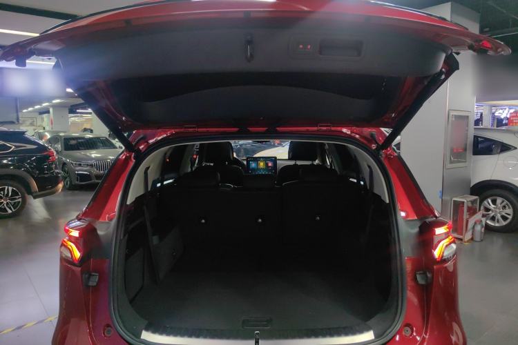 Used BYD Tang New Energy 2018 DM 2.0T All-Wheel Drive Smart Connect Genesis Edition 7 Seats China V Emission Standard
