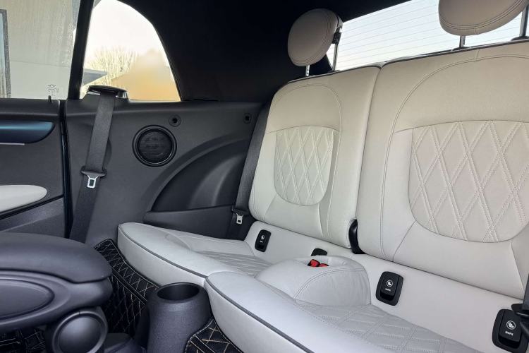 Used  MINI 2022 2.0T COOPER S CABRIO Sidewalk
