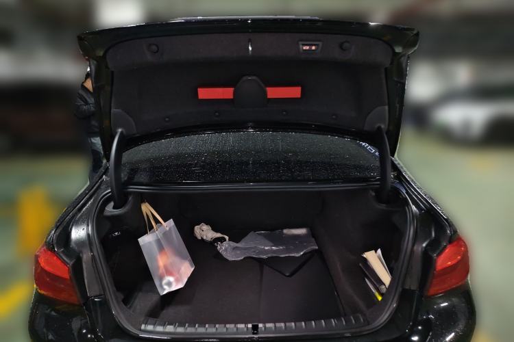 Used BMW 5 Series 2018 Facelifted 530Li Luxury Edition Premium Package