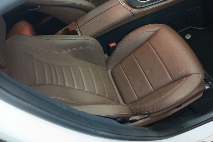 Used Mercedes-Benz E-Class 2019 E 300 L Sporty and Stylish Model
