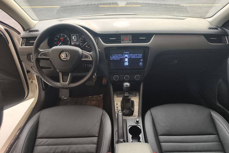 Used Skoda Octavia 2017 TSI280 DSG Smart Drive Edition
