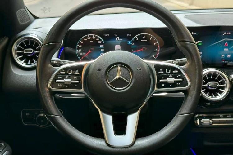 Used Mercedes-Benz GLB 2021 GLB 200 Dynamic Edition
