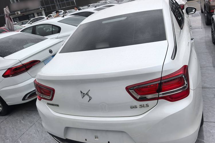 Used  5LS 2014 1.6T Luxury Edition THP160
