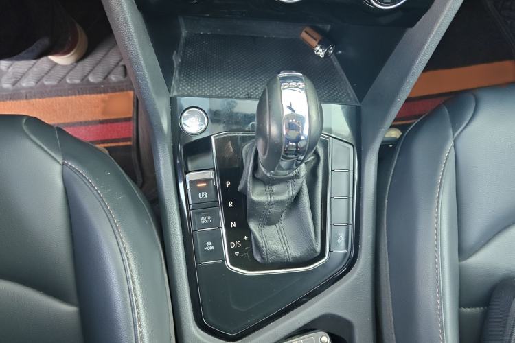 Used Volkswagen Tharu 2019 280TSI Two-Wheel Drive Luxury Version China VI Standard
