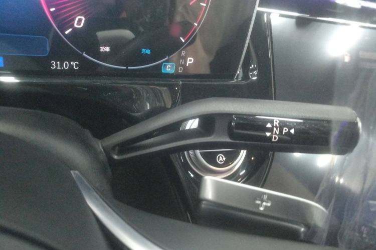 Used Mercedes-Benz E-Class 2025 Facelift E 300 L Luxury Edition
