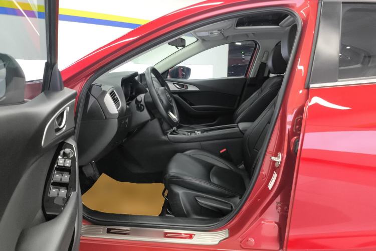 Used Mazda Mazda 3 Axela 2017 Sedan 1.5L Automatic Luxury Model Emission Standard China V
