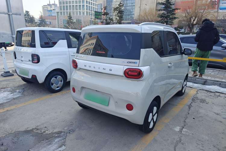 Used Wuling Hongguang MINIEV 2024 3rd Generation 215km Advanced Version
