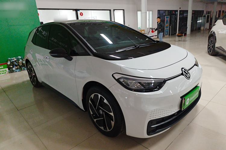 Used Volkswagen ID.3 2025 Smart Edition Outstanding Model
