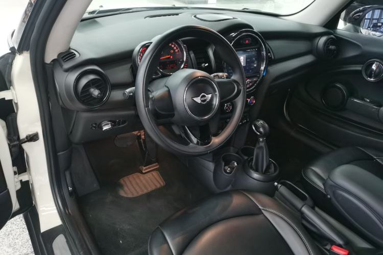 Used  MINI 2014 1.2T ONE
