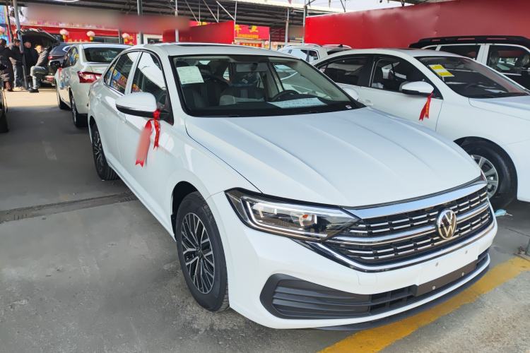 Used Volkswagen Sagitar 2025 Facelift 200TSI DSG Flyover Edition
