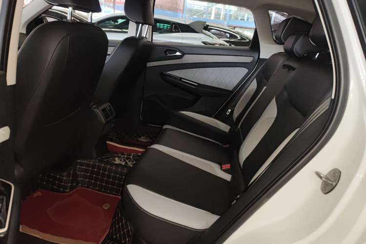 Used Jetta VS7 2022 280TSI Automatic High-Gloss Glory Edition
