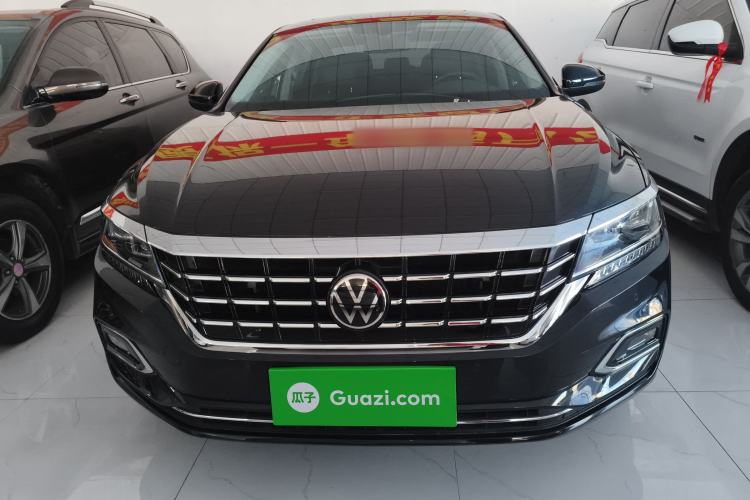 Used Volkswagen Passat 2020 Revised Version 330TSI Luxury Edition China VI Standard
