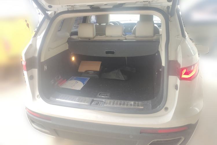 Used Zotye T700 2017 1.8T Dual-Clutch Luxury Model
