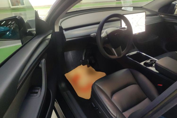 Used Tesla Model Y 2021 Long-Range All-Wheel-Drive Version 3D7