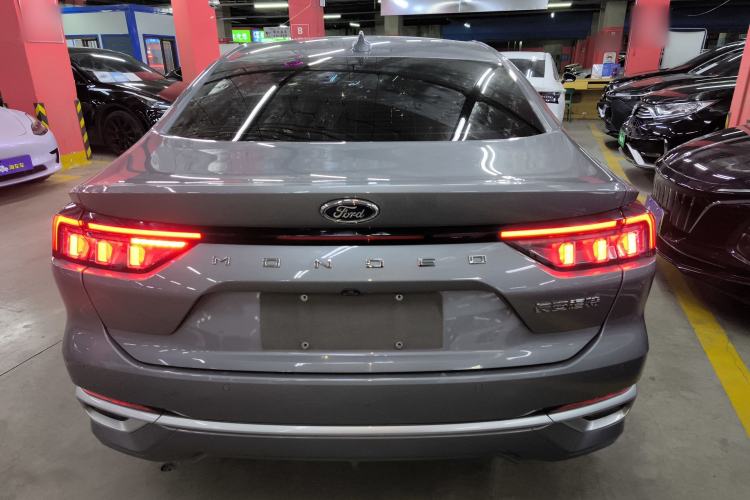 Used Ford Mondeo 2023 EcoBoost 180 Luxury Model
